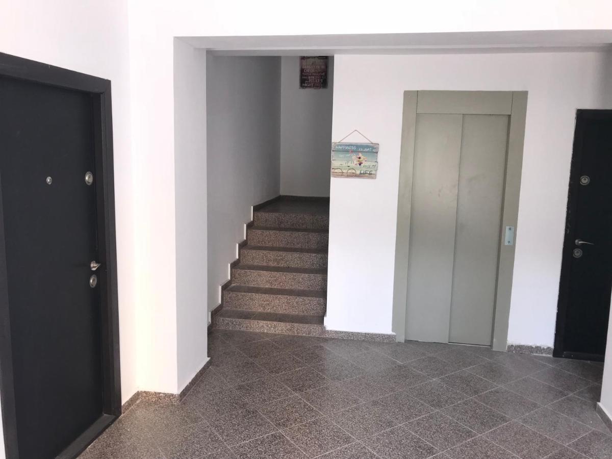 Labirint Apartament Констанца Екстер'єр фото